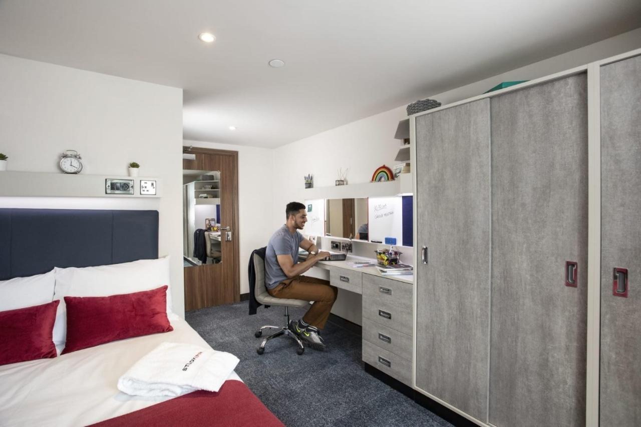 Student Only At Reynard House Apartment Leicester Exterior photo